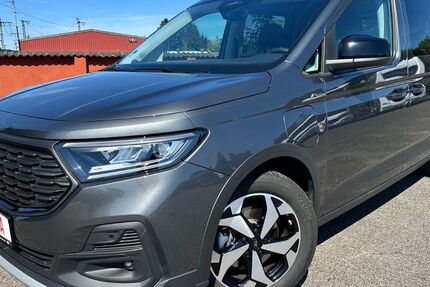 Ford Grand Tourneo 5.592 km 38.900 &euro; Neumünster 24536