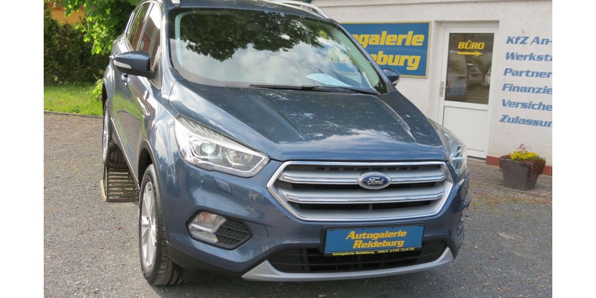 Ford Kuga 45.000 km 16.940 &euro; Halle/ Saale 06116