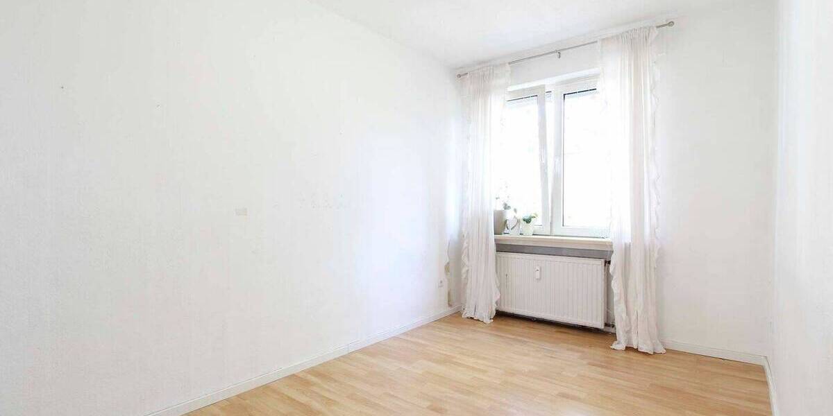 Etagenwohnung Detmold Innenstadt - 3 Zimmer, 69 m&sup2;, 125.000&euro; | Angebot:26799615