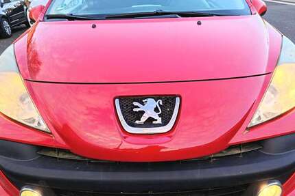 Peugeot 207 169.879 km 999 &euro; Gelnhausen 63571
