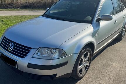 VW Passat 110.000 km 2.777 &euro; Abensberg 93326