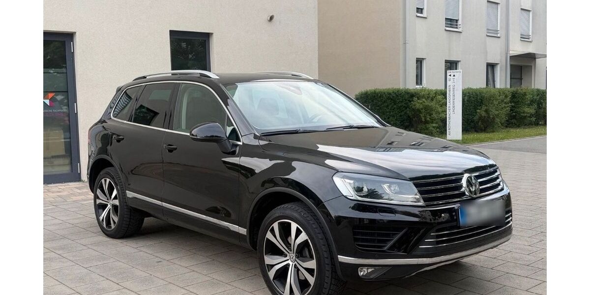 VW Touareg 182.000 km 14.900 &euro; Nürnberg 90429