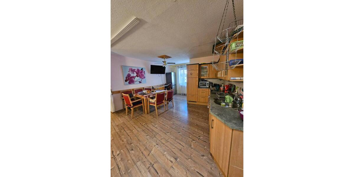 Zimmer Hartha - 220&euro; | Angebot:25776922