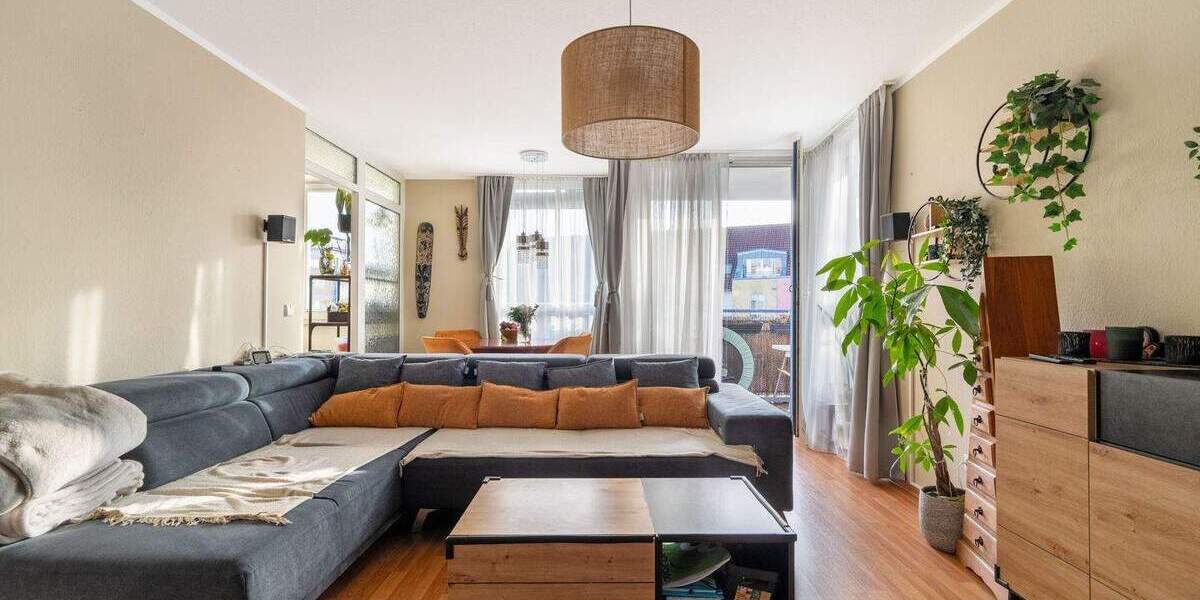 Etagenwohnung Hennigsdorf - 2 Zimmer, 72 m&sup2;, 215.000&euro; | Angebot:25820494