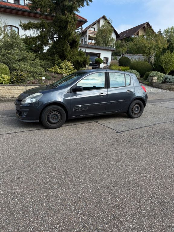 Renault Clio 125.000 km 3.500 € Eppingen 75031