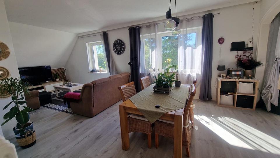 Dachgeschoßwohnung Enger - 3 Zimmer, 80 m&sup2;, 630&euro; | Angebot:26302927