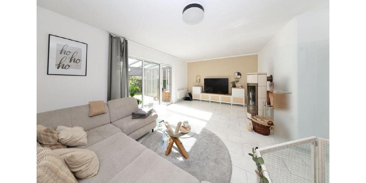 Doppelhaushälfte Wilhelmshaven Aldenburg - 4 Zimmer, 126 m&sup2;, 1.100&euro; | Angebot:25991102