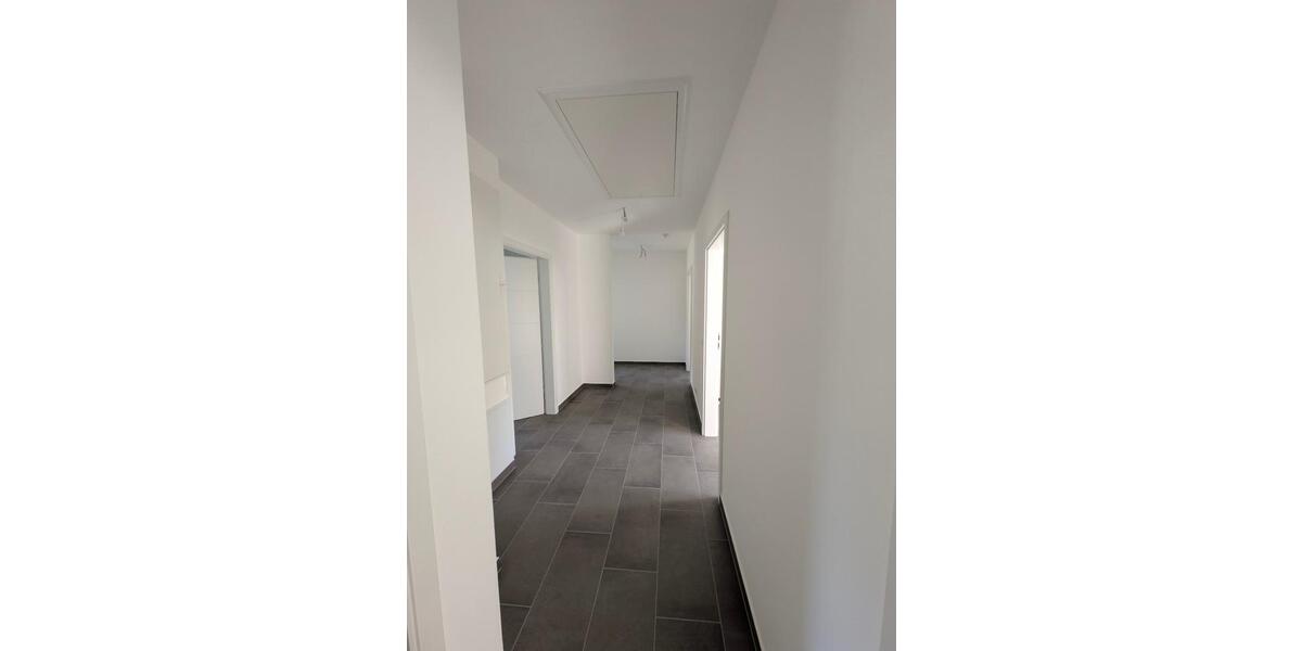 Etagenwohnung Lübbecke - 3 Zimmer, 86 m&sup2;, 989&euro; | Angebot:26332886