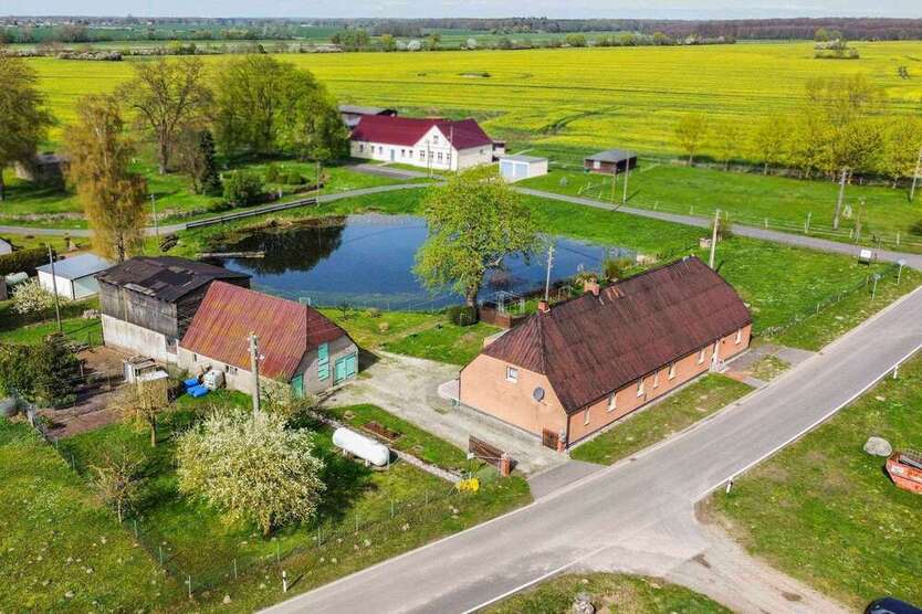 Haus zum Kaufen in Grammendorf 149.000 € 200.21 m²