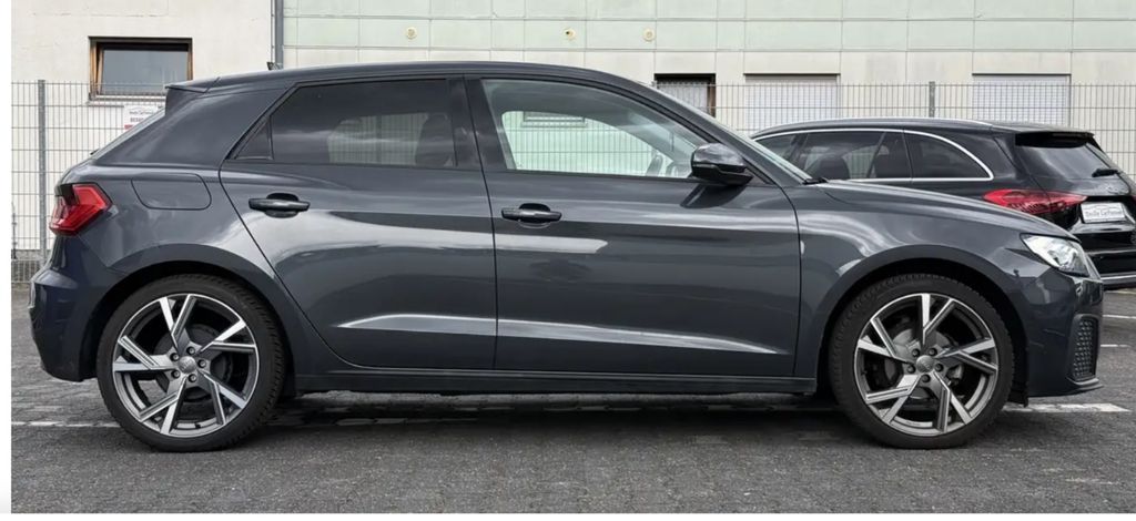 Audi A1 25.000 km 21.000 &euro; Rüsselsheim 65428