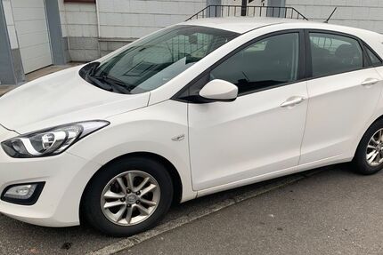 Hyundai i30 267.400 km 3.600 € Bendorf 56170