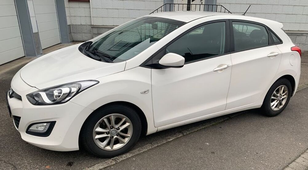 Hyundai i30 267.400 km 3.600 € Bendorf 56170