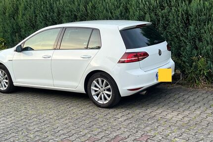 VW Golf 213.000 km 6.700 &euro; Bad Camberg 65520
