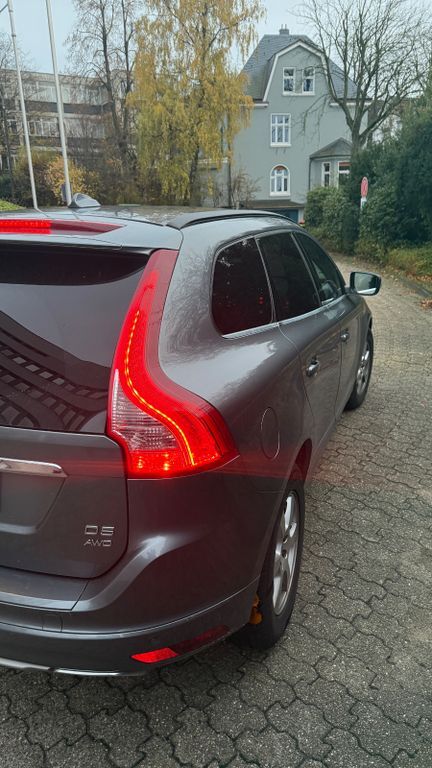 Volvo XC60 280.000 km 14.500 € Oberhausen 46147