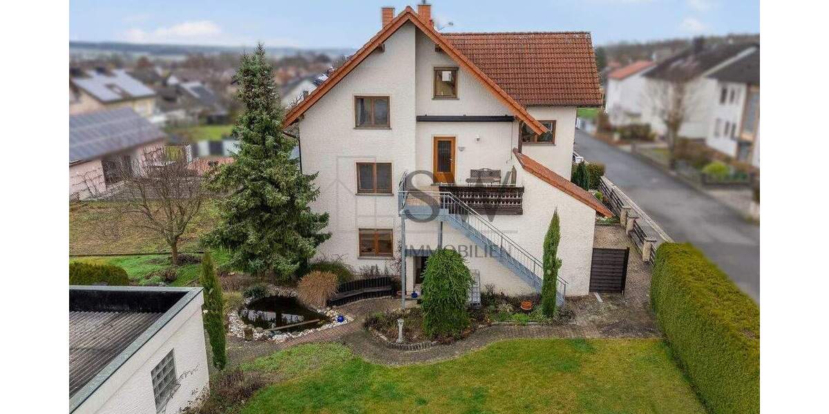 Einfamilienhaus Burgebrach - 9 Zimmer, 227 m&sup2;, 649.000&euro; | Angebot:24181876