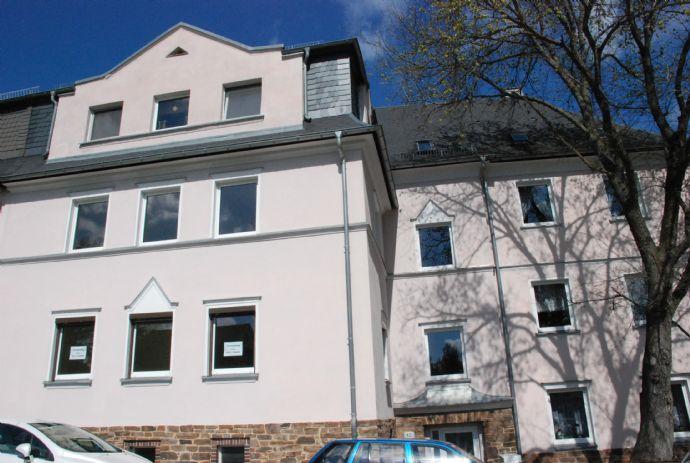 Hochparterre Stollberg (Erzgebirge) - 3 Zimmer, 82 m&sup2;, 476&euro; | Angebot:26122957