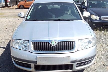 Skoda Superb 261.000 km 1.450 &euro; Erlensee 63526