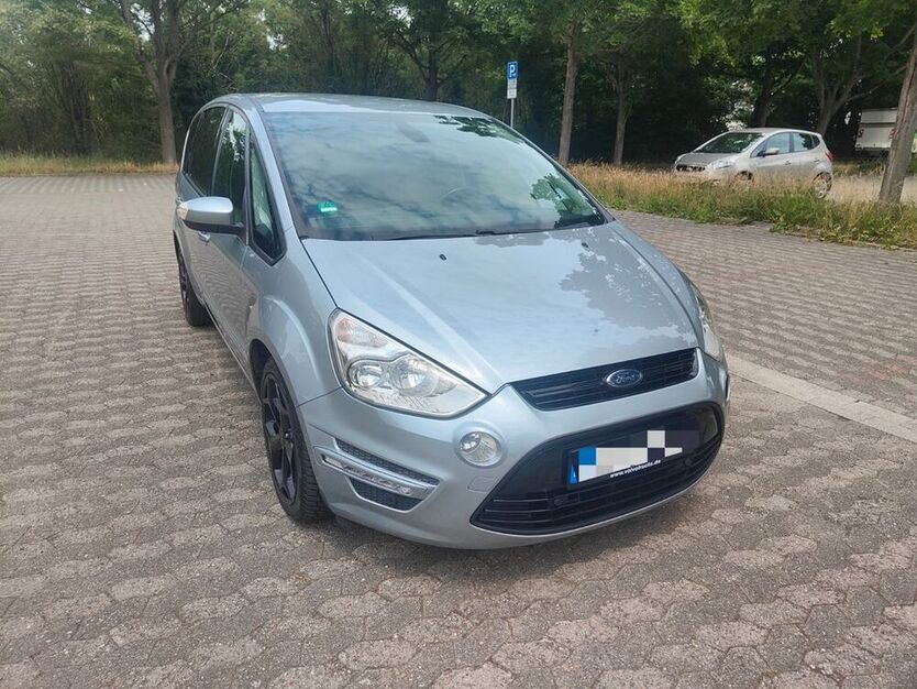 S-Max