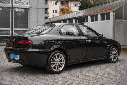 Alfa Romeo 156 24.000 km 9.900 &euro; München 80809
