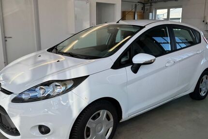 Ford Fiesta 70.000 km 4.990 &euro; Bad Dürrheim 78073