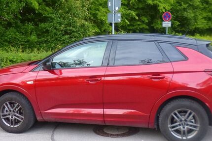 Opel Grandland (X) 1.400 km 23.900 &euro; Gilching 82205