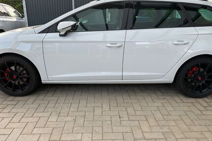 Seat Leon 128.000 km 17.499 &euro; Hopsten 48469