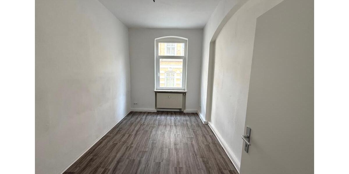 Etagenwohnung Greiz - 4 Zimmer, 115 m&sup2;, 650&euro; | Angebot:25887625
