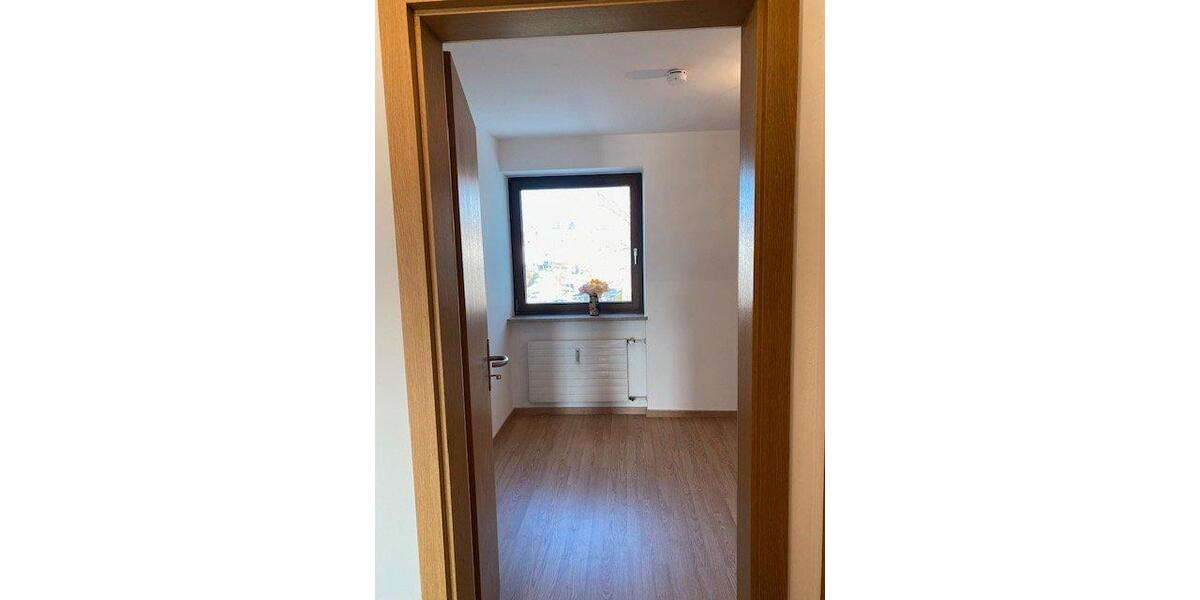 Etagenwohnung Bayreuth Meyernberg - 3 Zimmer, 81 m&sup2;, 235.000&euro; | Angebot:27297048