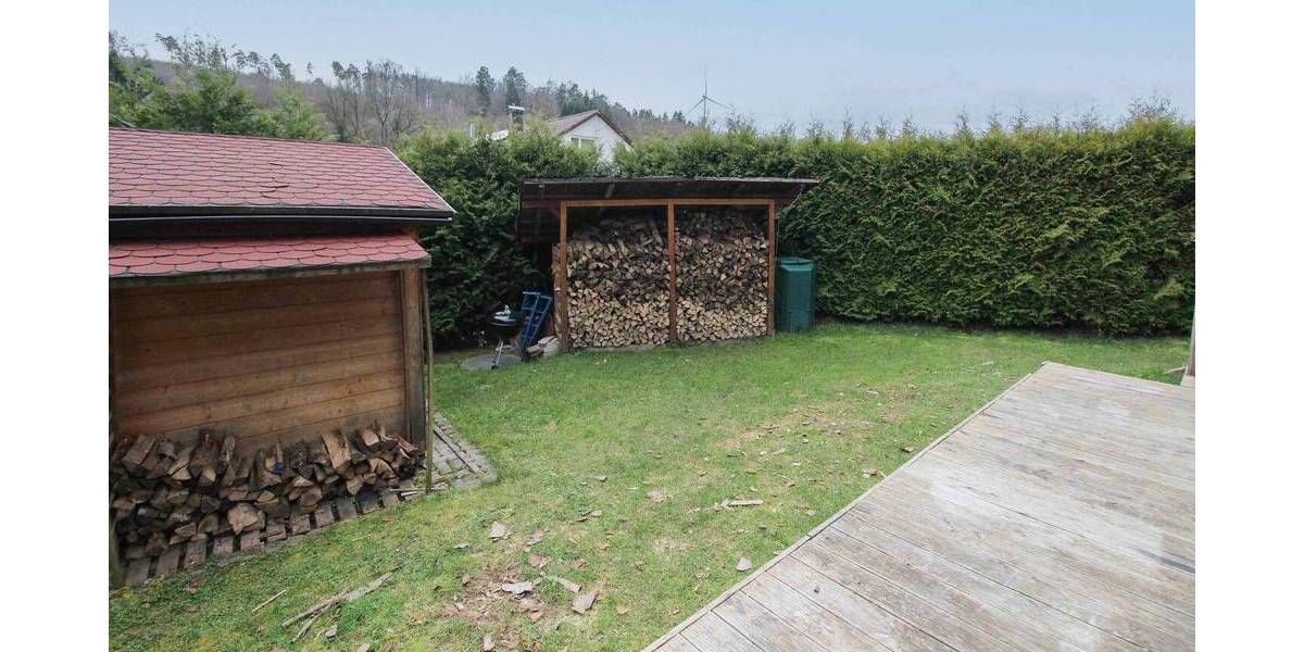 Mehrfamilienhaus, Wohnhaus Uhingen Baiereck - 6 Zimmer, 147 m&sup2;, 280.000&euro; | Angebot:26617028