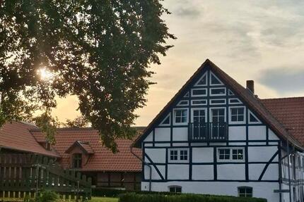 Wohnung Cremlingen - 3 Zimmer, 150 m&sup2;, 1.950&euro; | Angebot:25022870