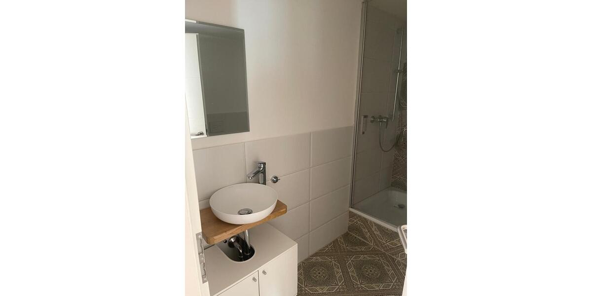 Etagenwohnung Dingolfing - 2 Zimmer, 41 m&sup2;, 650&euro; | Angebot:26398525