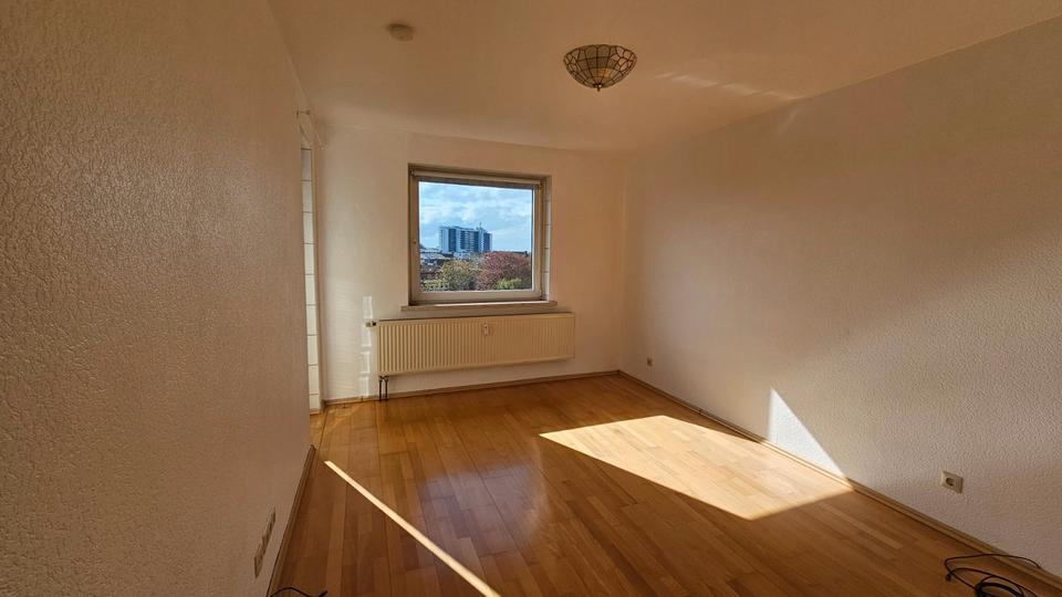 Etagenwohnung Bremerhaven Mitte - 3 Zimmer, 78 m&sup2;, 600&euro; | Angebot:26490999