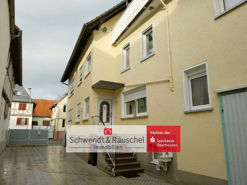 Haus zum Kaufen in Butzbach 379.000 € 294 m²