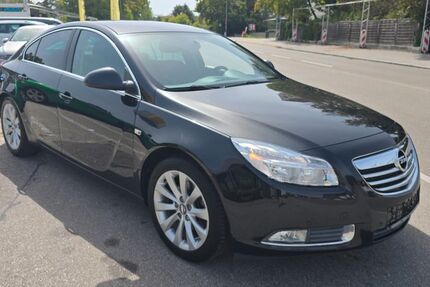 Opel Insignia 74.000 km 5.700 &euro; Garching 85748
