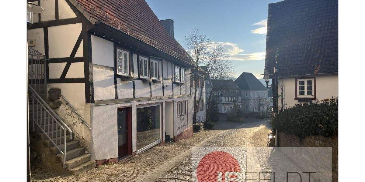 Einfamilienhaus Arnsberg Obereimer - 6 Zimmer, 208 m&sup2;, 105.000&euro; | Angebot:25741074
