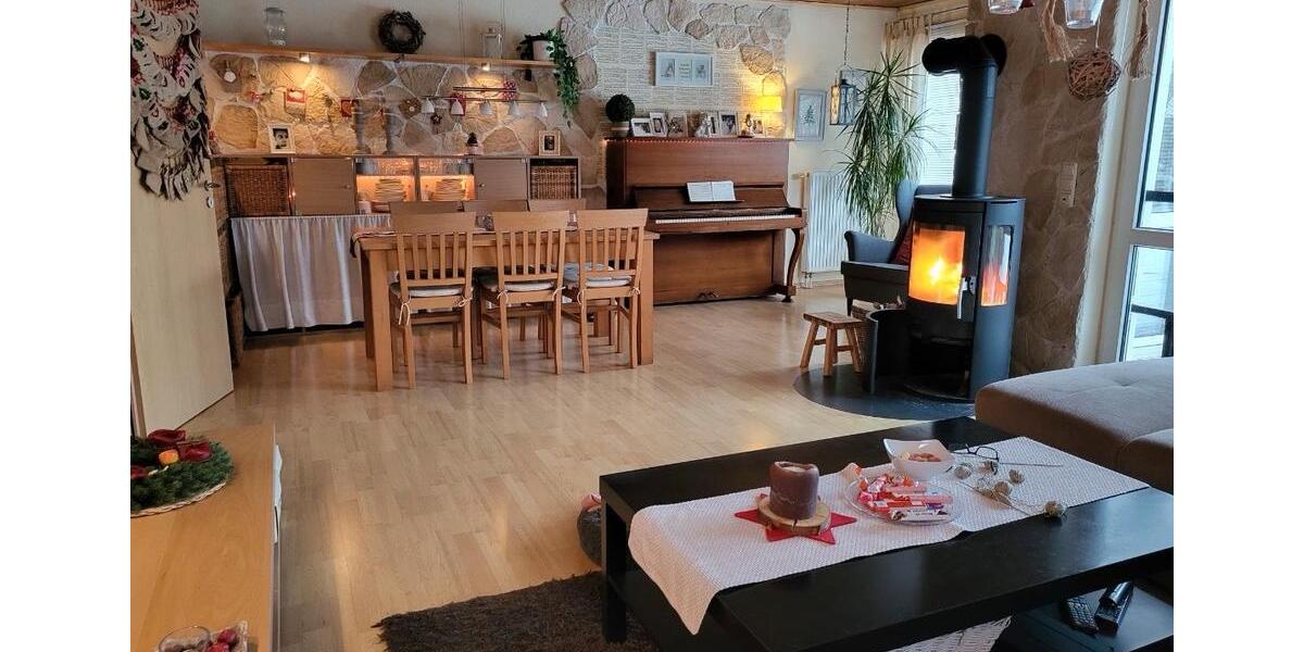 Doppelhaushälfte Leopoldshöhe - 6 Zimmer, 160 m&sup2;, 450.000&euro; | Angebot:26836319