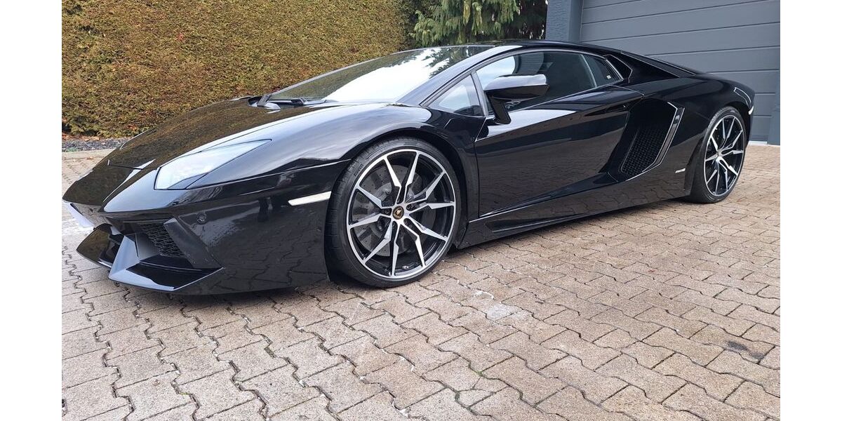 Lamborghini Aventador 80.000 km 249.880 &euro; Dettingen unter Teck 73265