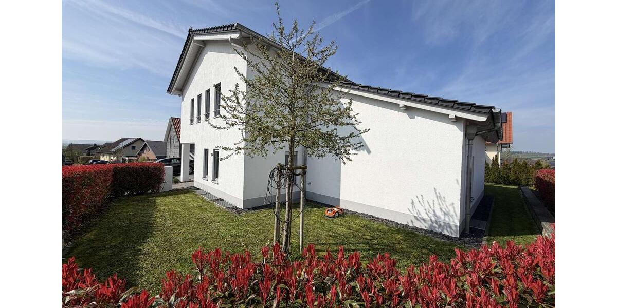 Villa Bad Camberg - 8 Zimmer, 459 m&sup2;, 3.200&euro; | Angebot:26249396