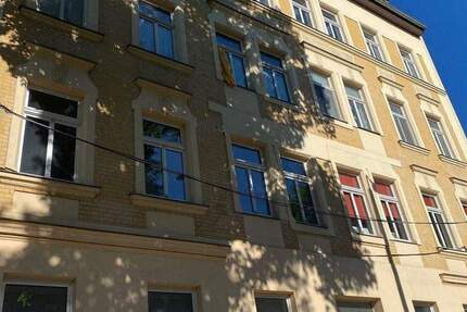 Zimmer Halle (Saale) Damaschkestraße - 3 Zimmer, 94 m&sup2;, 685&euro; | Angebot:26289958