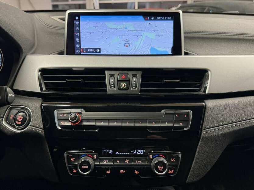 X2 xDrive 20i /LED/Navi/Ahk/VZE/Park-Ass