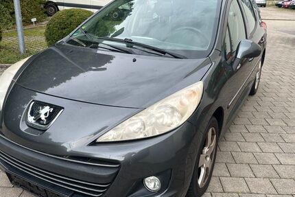 Peugeot 207 124.000 km 1.250 € Gingen 73333