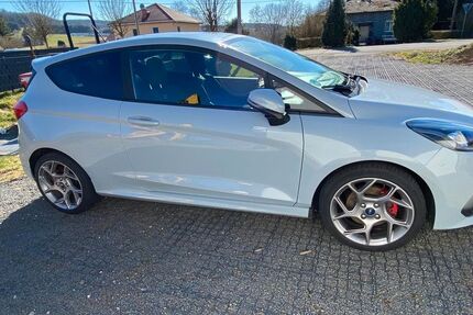 Ford Fiesta 65.263 km 16.000 &euro; Hinterweiler 54570