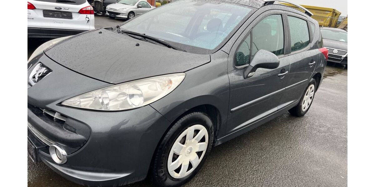 Peugeot 207 215.000 km 1.999 &euro; Vechta 49377