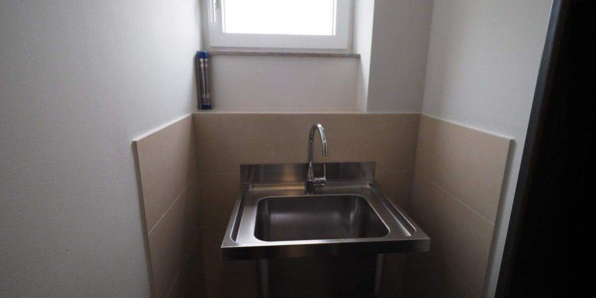 Gewerbeobjekt Fahrenzhausen Großnöbach - 4 Zimmer, 100 m&sup2;, 1.000&euro; | Angebot:24793075