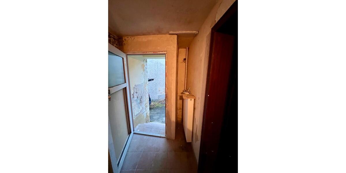 Reihenhaus Adenau - 4 Zimmer, 88 m&sup2;, 80.000&euro; | Angebot:26051165