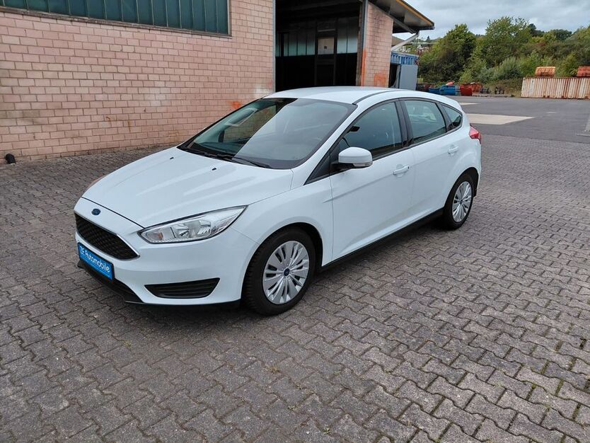 Ford Focus 22.500 km 10.300 € Wittlich 54516