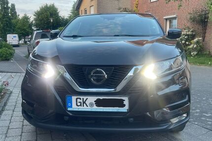 Nissan Qashqai 97.000 km 17.850 &euro; Übach-Palenberg 52531