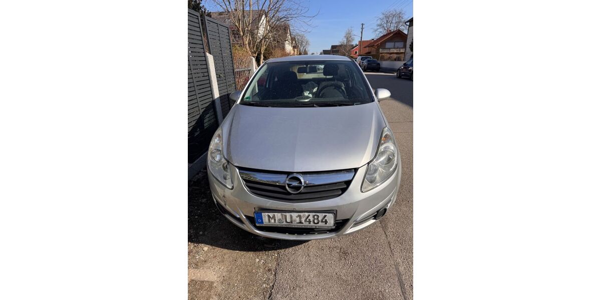 Opel Corsa 137.000 km 1.990 &euro; Olching 82140