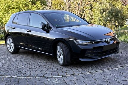 VW Golf 26.500 km 21.600 &euro; Arnsberg 59823