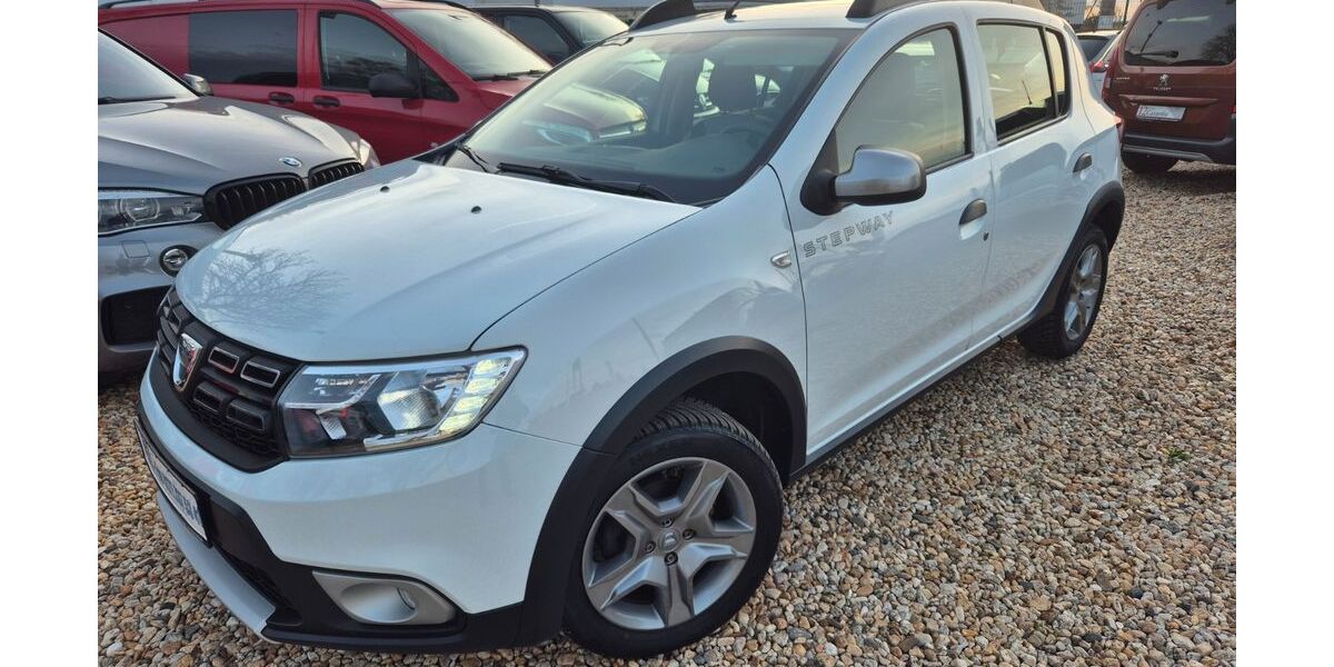 Dacia Sandero 50.000 km 10.800 € Leipzig 04179